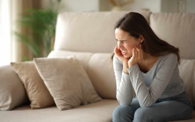 Why Do My Teeth Hurt? Finding Relief from Tooth Sensitivity